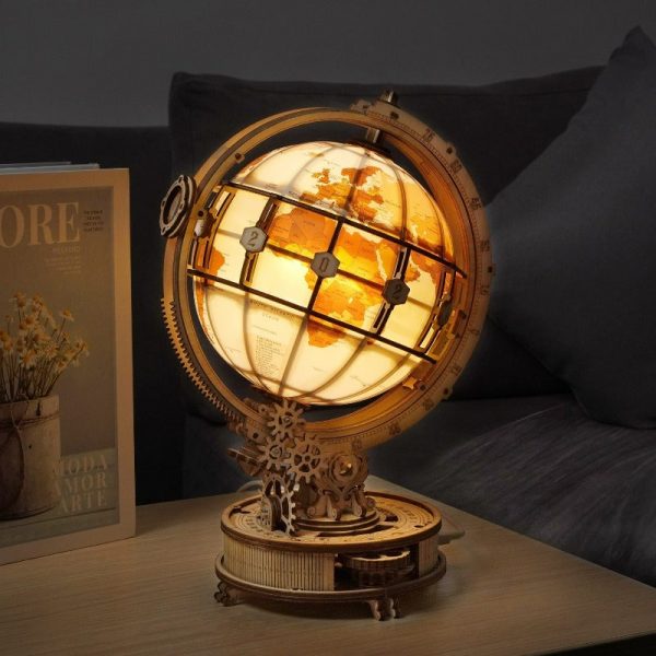 Maquette Bois Globe Terrestre