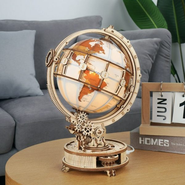 Maquette Bois Globe Terrestre